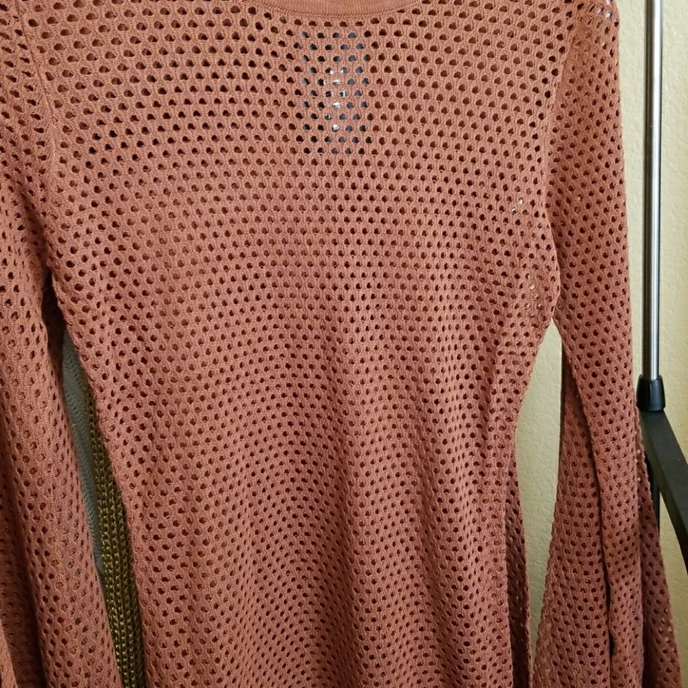 🆕️Netted Bell Sleeve Dress/Bikini Cover Up - Picture 6 of 7